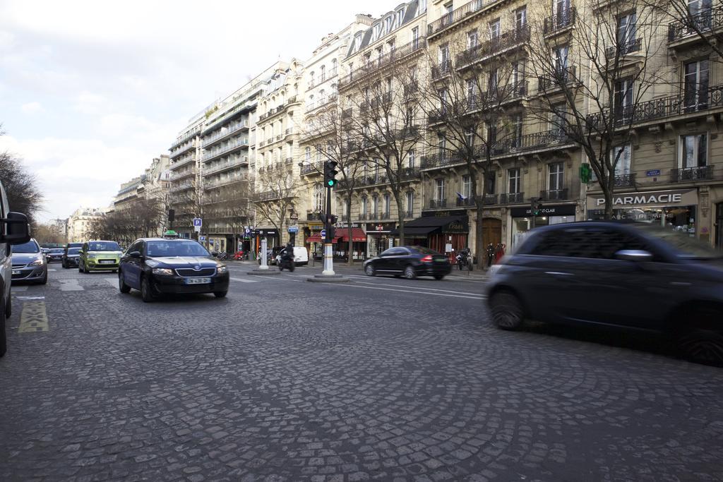 Private - Champs-elysees