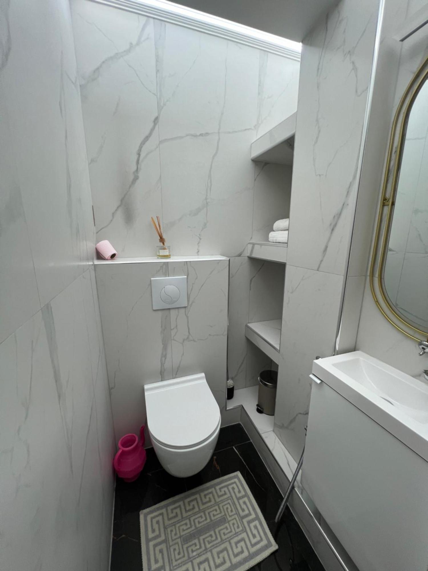 Private - Champs-elysees Parigi