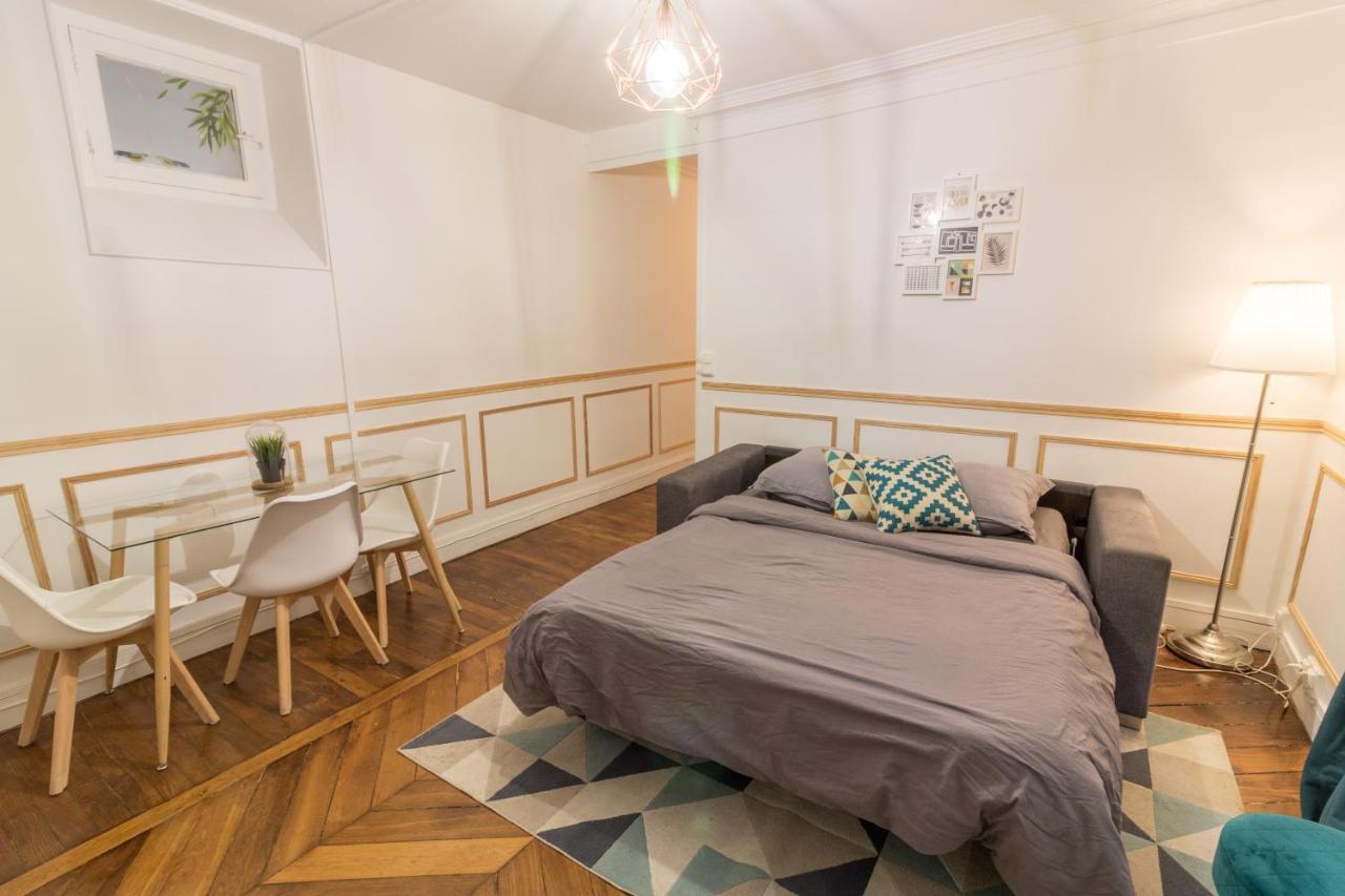 Private - Champs-elysees